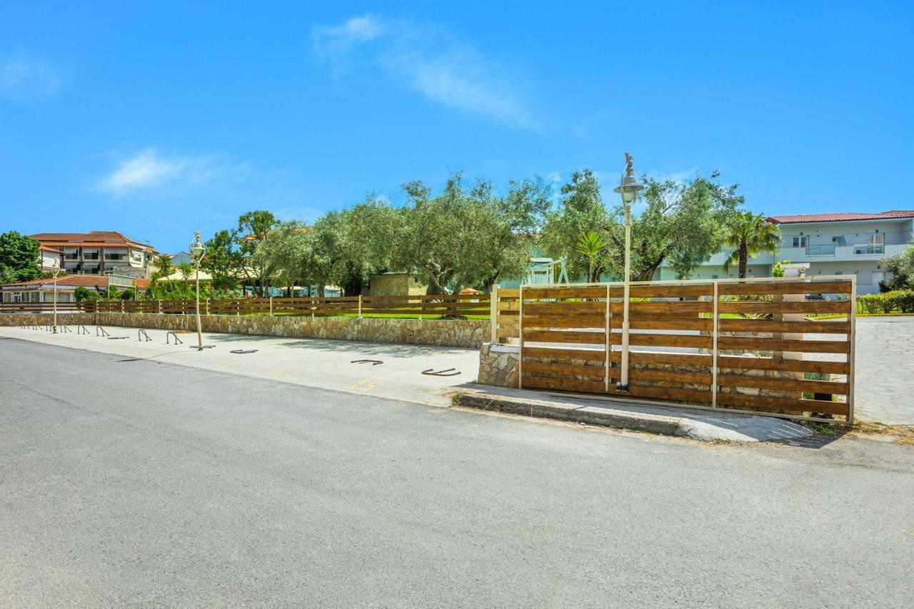 Nikiforos Village Hanioti Exterior foto